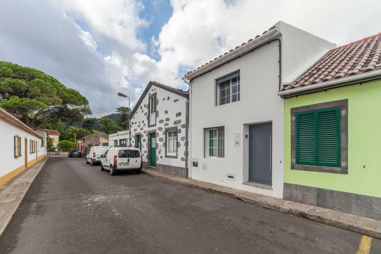 Casa Do Poema Furnas (Azores)